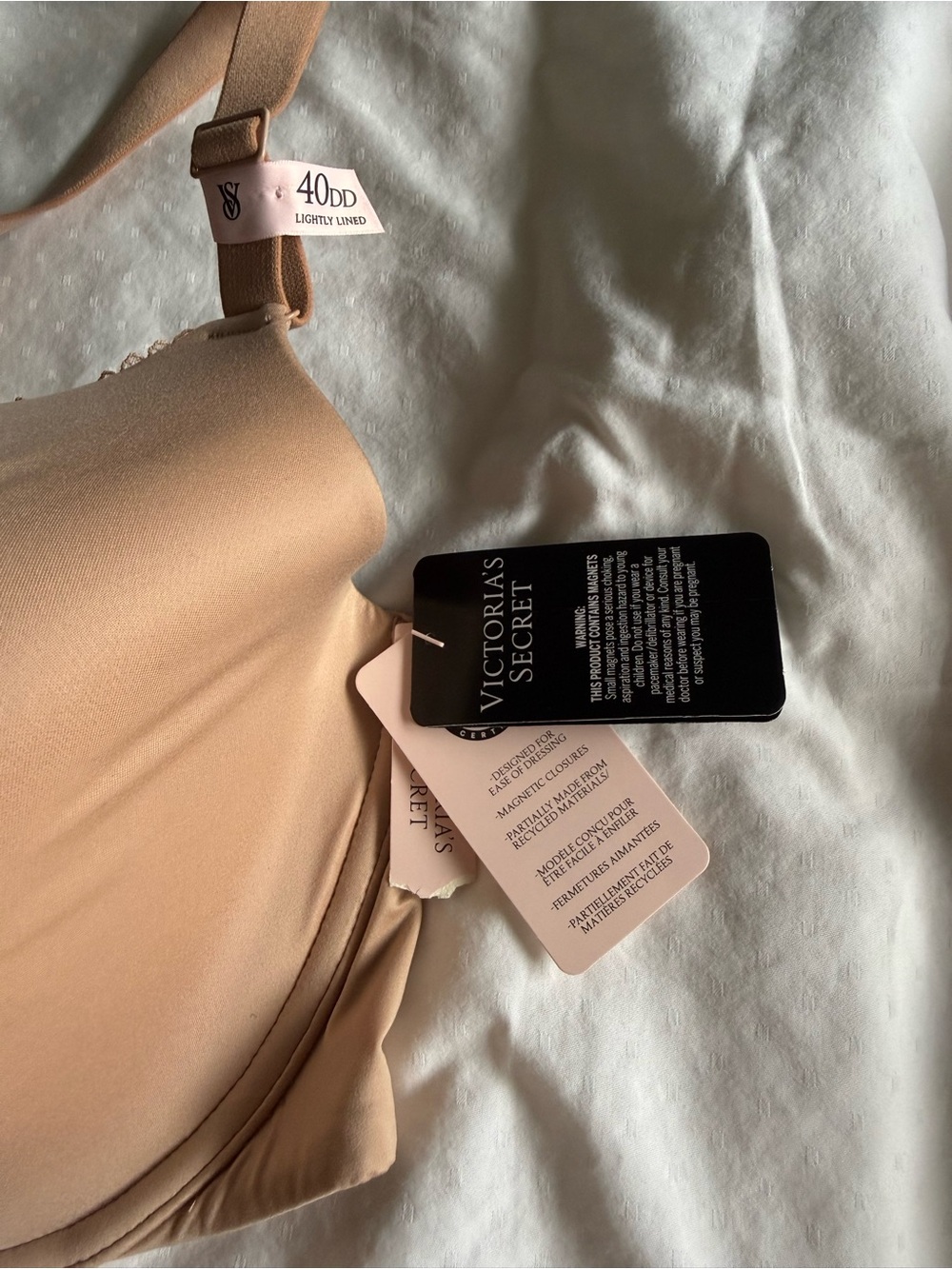 Victoria’s Secret - Body by Victoria Magnetic Front Close Bra